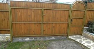 Купить распашные ворота деревянные Печора, цена от 2701 руб.