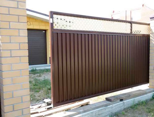 Эстетика и Надежность: Ворота Grand Line для Вашего Дома в Печоре от 36488 руб